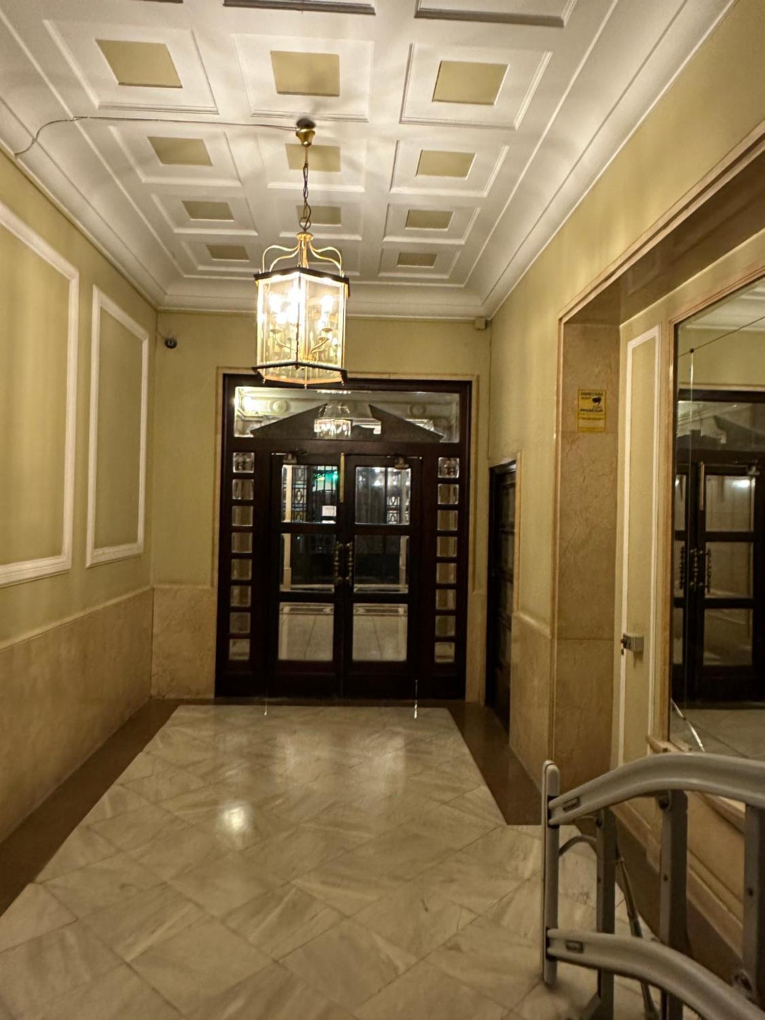 Mirador 1 Del Mercado Central - Habitacion Con Bano Privado En El Centro De La Ciudad Vella Valencia Exterior foto